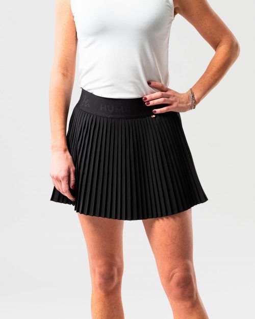 Black pleated skirt for padel from Humbleton